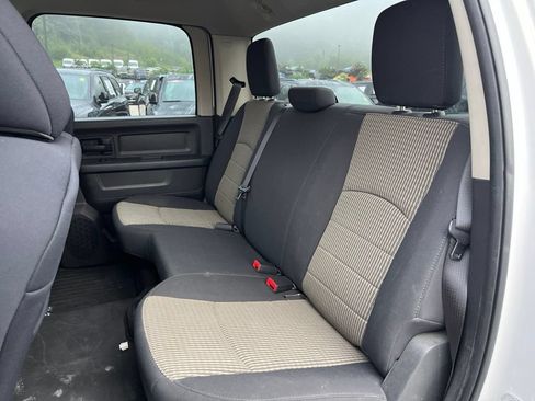 Used 2011 RAM 1500 ST w/ ST Popular Equipment Group AWD/4WD image 9