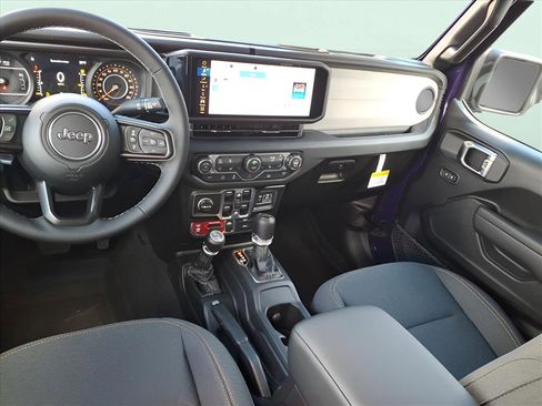 New 2026 Jeep Gladiator Willys image 12