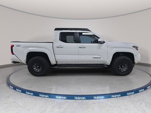 Used 2024 Toyota Tacoma TRD Sport image 6