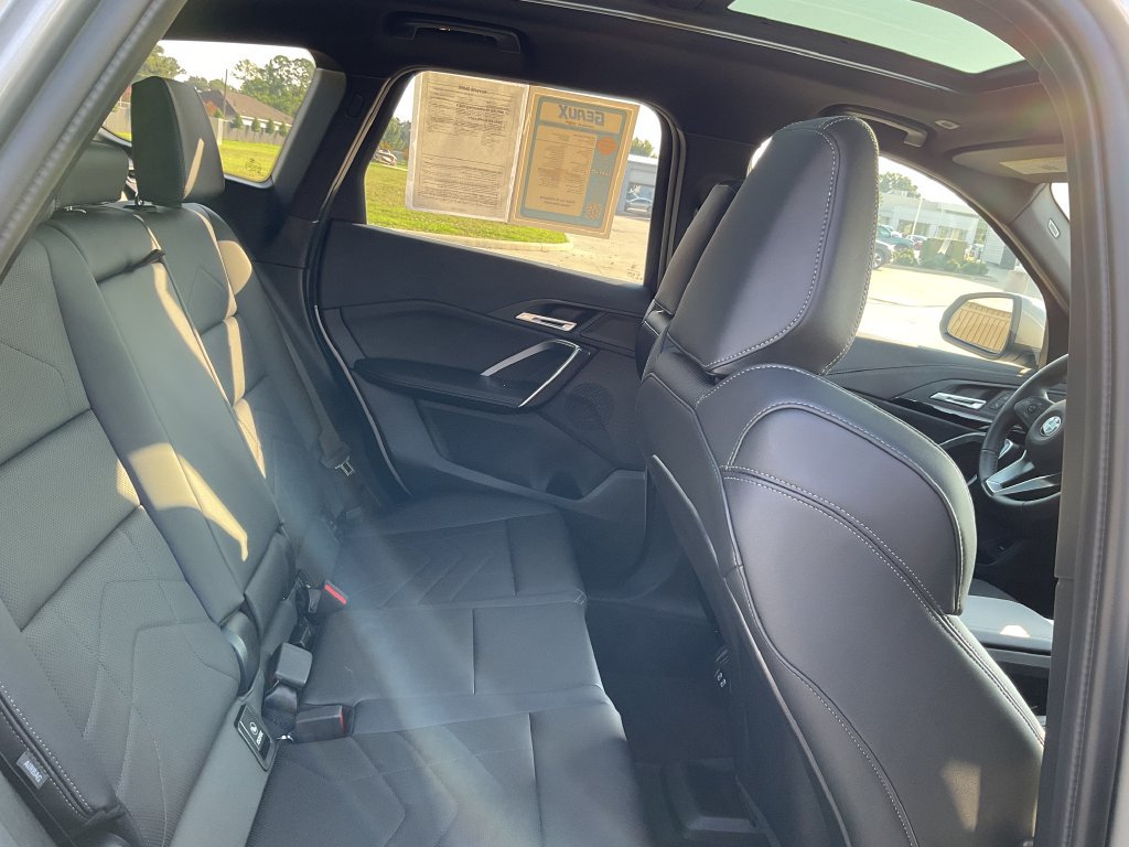Used 2025 BMW X1 xDrive28i AWD/4WD image 18
