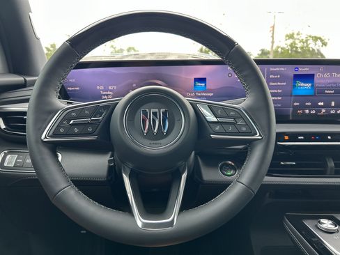 New 2025 Buick Enclave Avenir w/ Super Cruise Package image 29