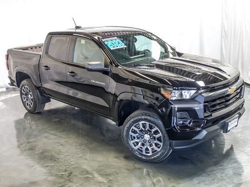 Used 2023 Chevrolet Colorado LT w/ LT Convenience Package II RWD image 6