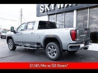 New 2026 GMC Sierra 2500 SLT w/ SLT Premium Package