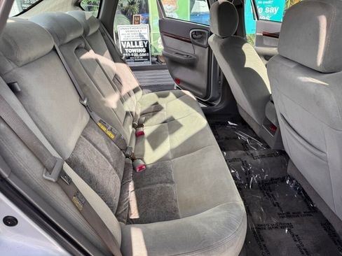 Used 2004 Chevrolet Impala w/ Preferred Equipment Group image 10