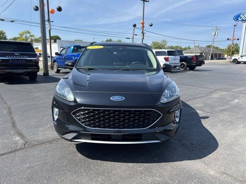 Used 2020 Ford Escape SEL image 18