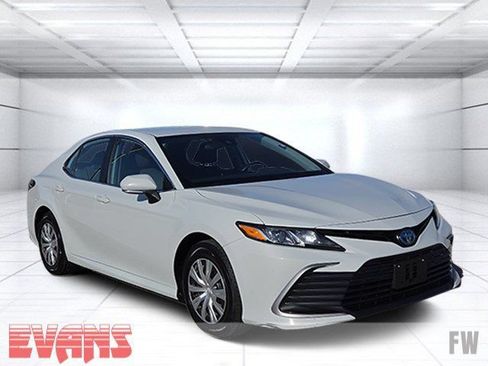 Used 2023 Toyota Camry LE FWD image 1