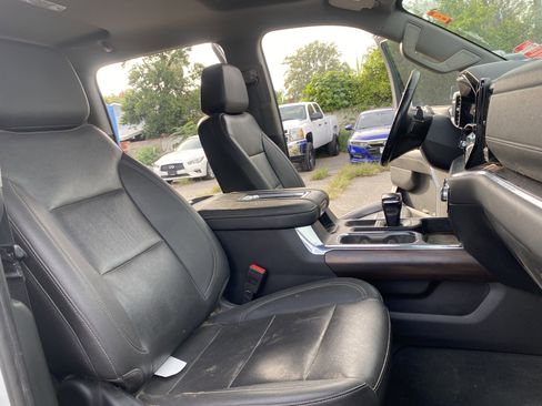 Used 2022 GMC Sierra 1500 SLT w/ SLT Convenience Package image 27