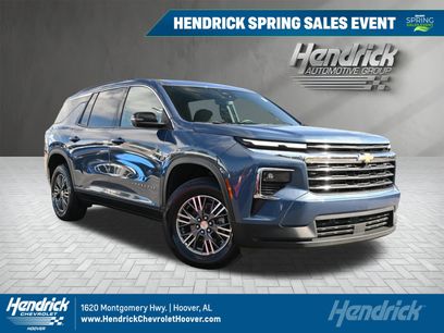 Used 2024 Chevrolet Traverse LT