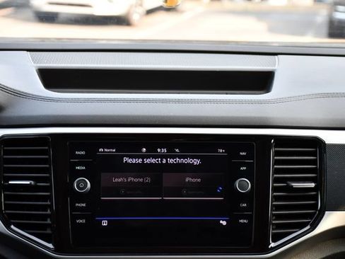Used 2022 Volkswagen Atlas SEL R-Line AWD/4WD image 23
