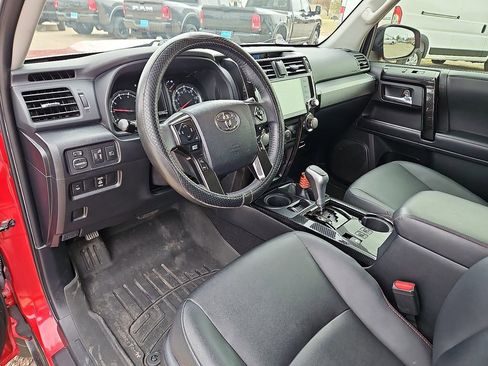 Used 2020 Toyota 4Runner SR5 image 10