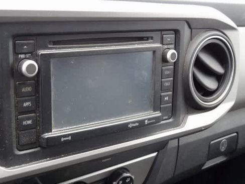 Used 2017 Toyota Tacoma SR5 w/ Tow Package image 13