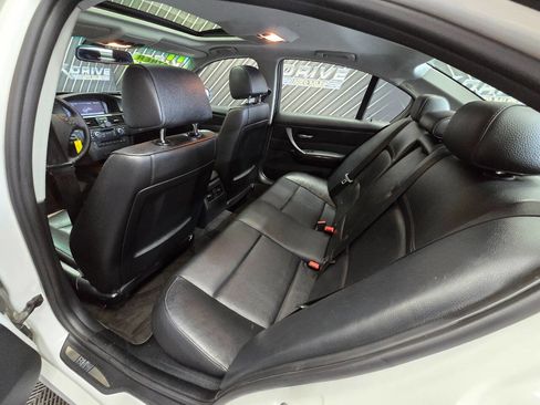 Used 2011 BMW 328i xDrive Sedan image 29