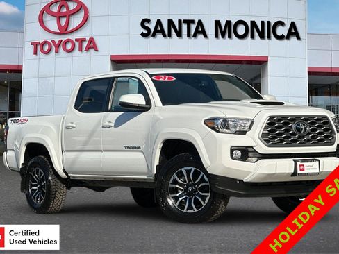 Certified 2021 Toyota Tacoma TRD Sport image 1