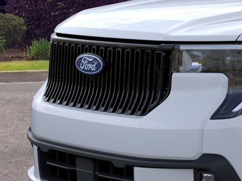 New 2026 Ford Maverick Lobo AWD/4WD image 18