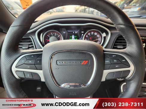 Used 2018 Dodge Challenger R/T Plus image 10