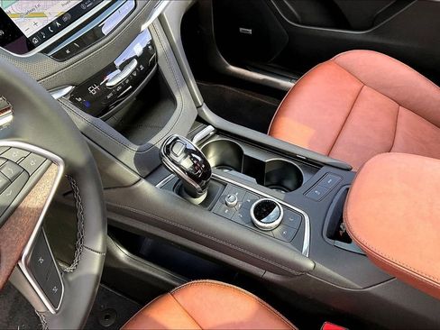 New 2026 Cadillac XT5 Premium Luxury w/ Driver Assist Package image 8