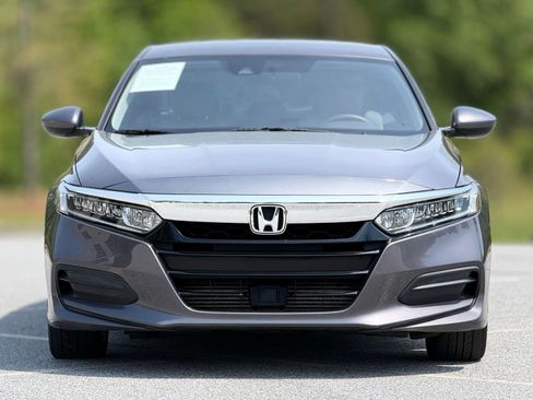 Used 2018 Honda Accord LX image 3