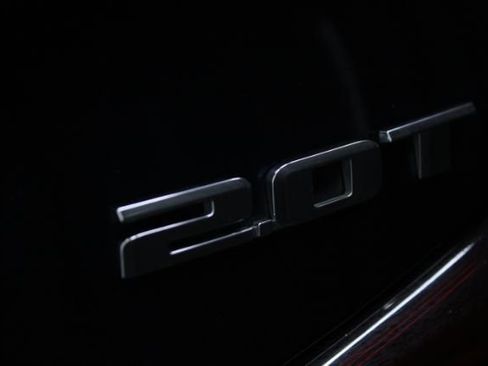 Used 2019 Cadillac XT4 Premium Luxury image 8