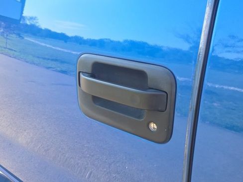 Used 2013 Ford F150 STX w/ Mid Equipment Group AWD/4WD image 13