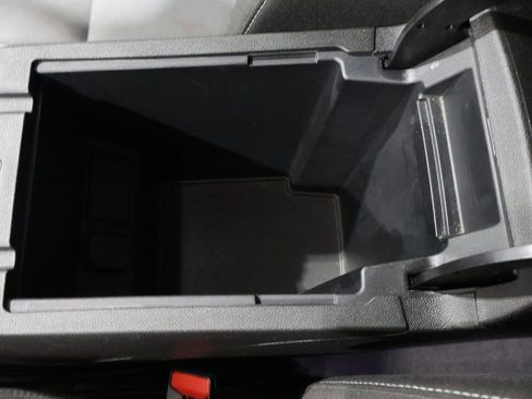 Used 2025 Chevrolet Blazer LT image 30