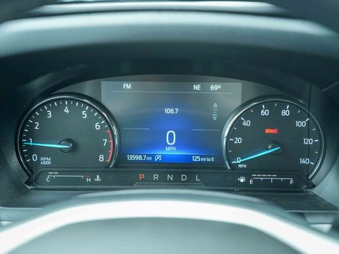 Used 2023 Ford Explorer XLT AWD/4WD image 29