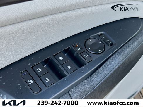 New 2026 Kia Sportage EX image 20