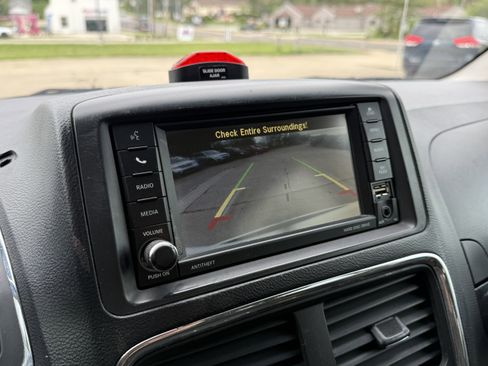 Used 2017 Dodge Grand Caravan SE w/ Power Window Group FWD image 20