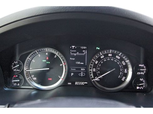 Used 2020 Lexus LX 570 4WD w/ Luxury Package image 12