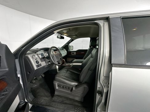 Used 2010 Ford F150 Lariat image 13