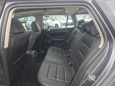 Used 2013 Volkswagen Jetta SE FWD image 20