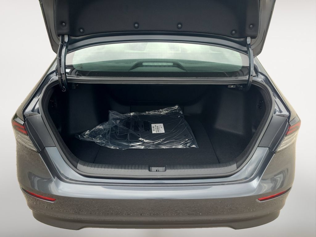 Used 2026 Honda Accord LX image 17
