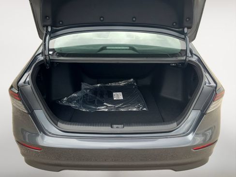 Used 2026 Honda Accord LX image 17