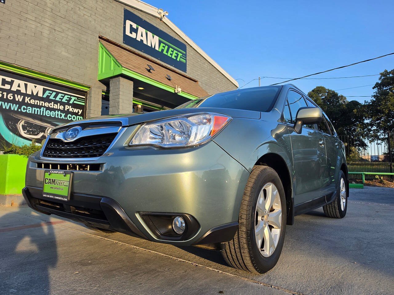 Used 2016 Subaru Forester 2.5i Limited AWD/4WD image 2