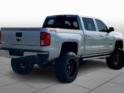 Used 2018 Chevrolet Silverado 1500 LTZ w/ Texas Edition AWD/4WD image 13