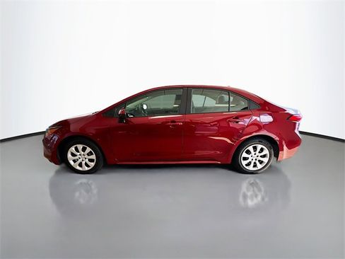 Used 2024 Toyota Corolla LE image 3