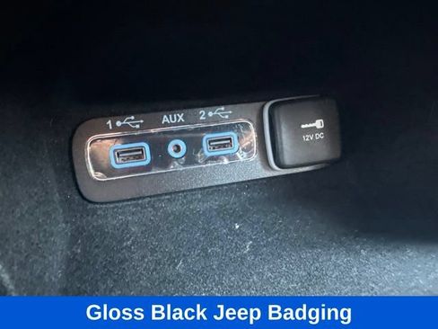 Used 2022 Jeep Grand Cherokee Laredo X AWD/4WD image 24