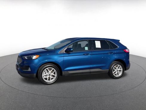 Used 2024 Ford Edge SEL image 8