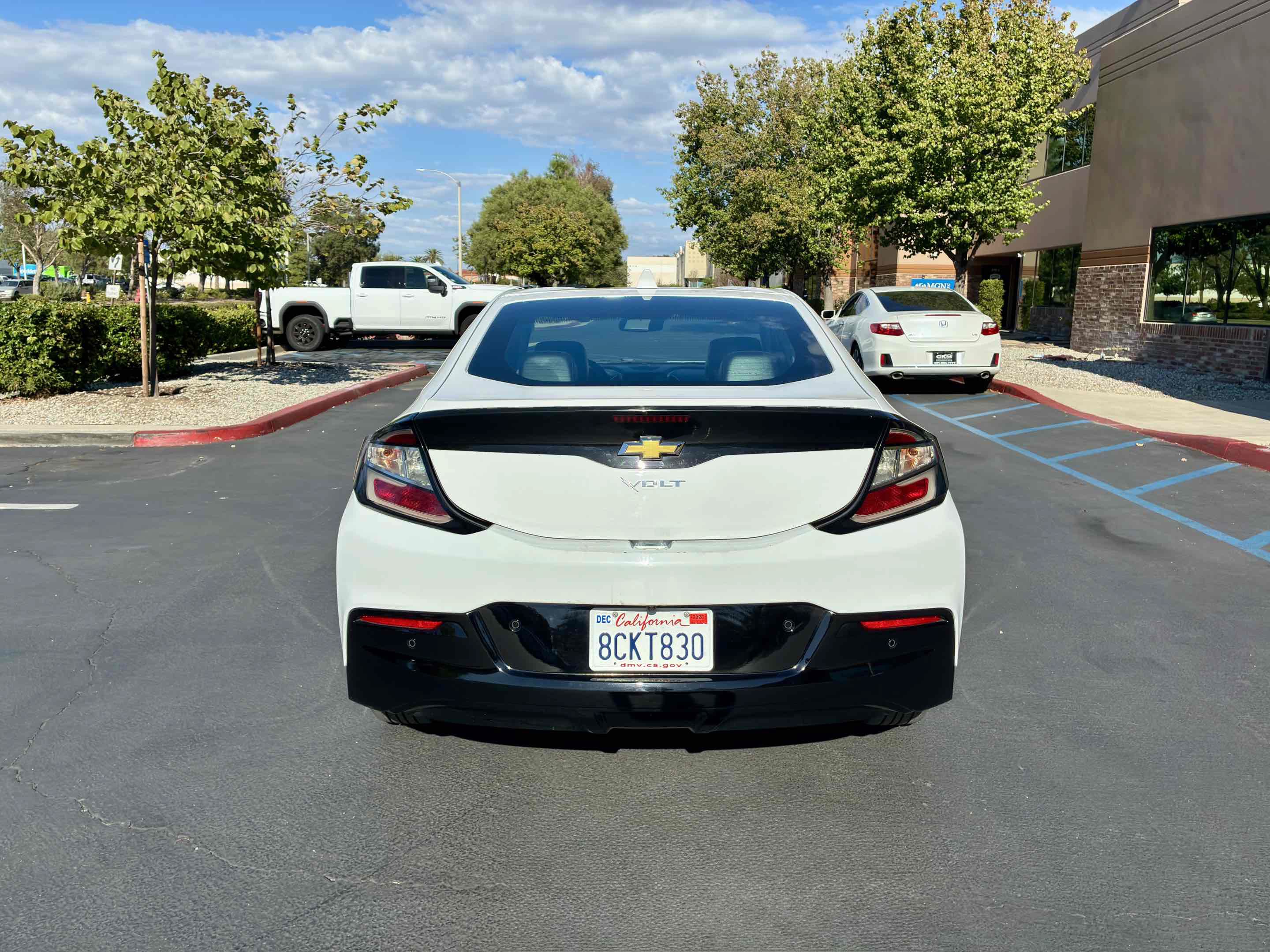 Used 2018 Chevrolet Volt Premier FWD image 9
