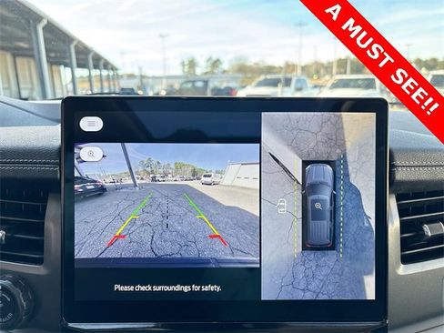 Used 2023 Ford Expedition Max XLT image 33