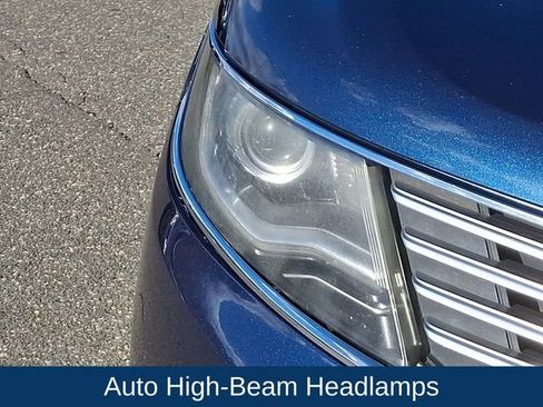 Used 2017 Lincoln MKX Reserve w/ Lincoln MKX Climate Package image 12