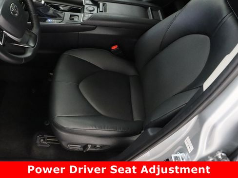 Used 2025 Toyota Grand Highlander FWD image 15