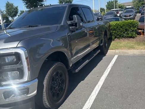 Used 2026 Ford F250 XLT w/ XLT Premium Package AWD/4WD image 2