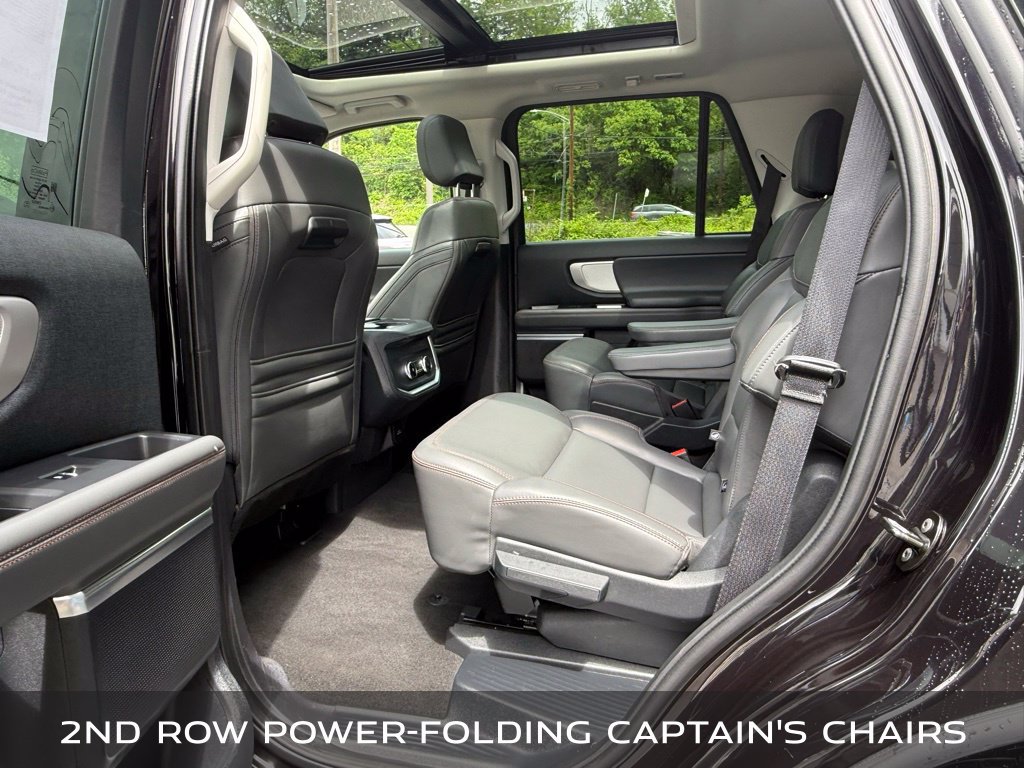 Used 2025 Ford Expedition Active AWD/4WD image 17