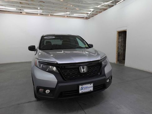 Used 2021 Honda Passport Sport image 3