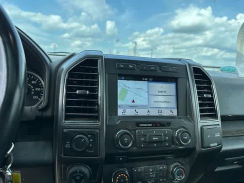 Used 2018 Ford F150 XLT w/ Equipment Group 302A Luxury AWD/4WD image 4