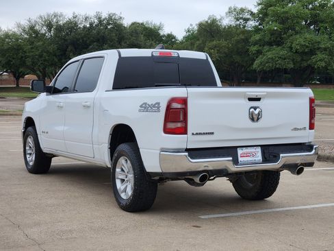 Used 2024 RAM 1500 Laramie AWD/4WD image 4