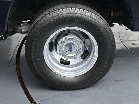 Used 2022 Ford F350 Platinum image 39