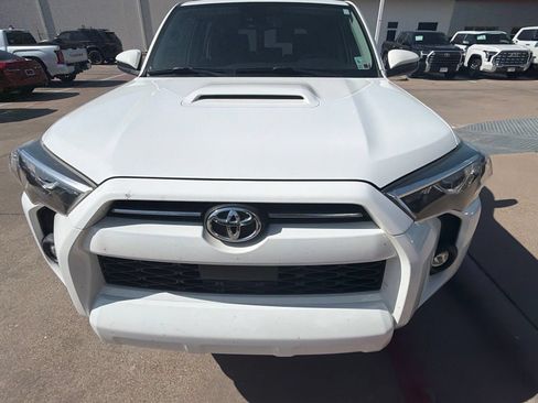Used 2021 Toyota 4Runner TRD Off-Road AWD/4WD image 3