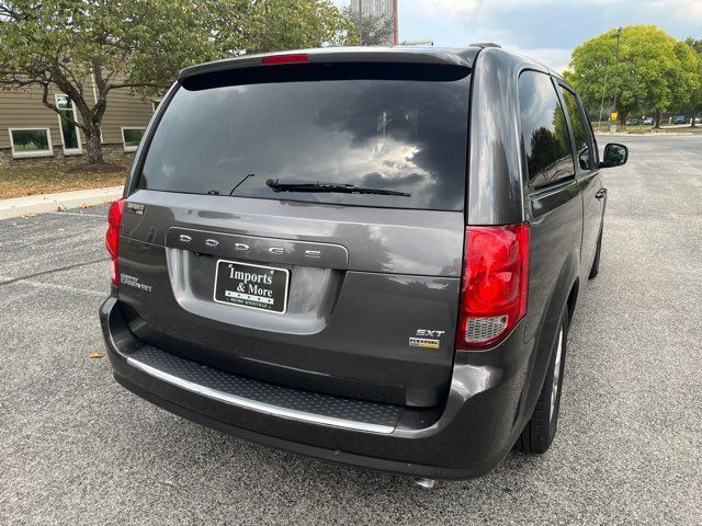 Used 2018 Dodge Grand Caravan SXT FWD image 25