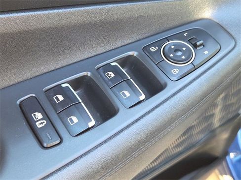 Certified 2023 Hyundai Santa Fe SE image 18